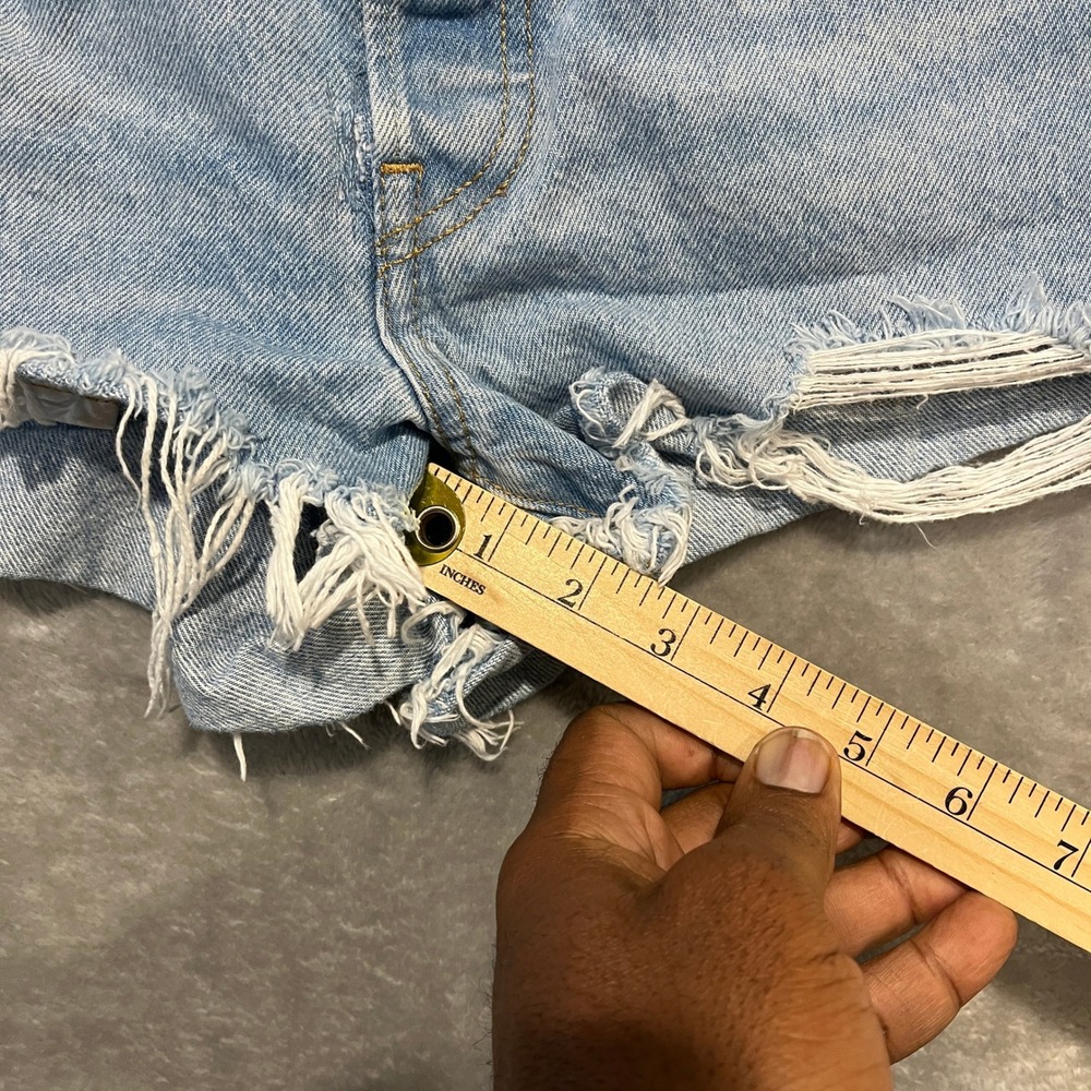 Levi's 501 Original Shorts Womens 25 Blue Denim High Waisted Distressed Cut Off - Picture 4 of 11